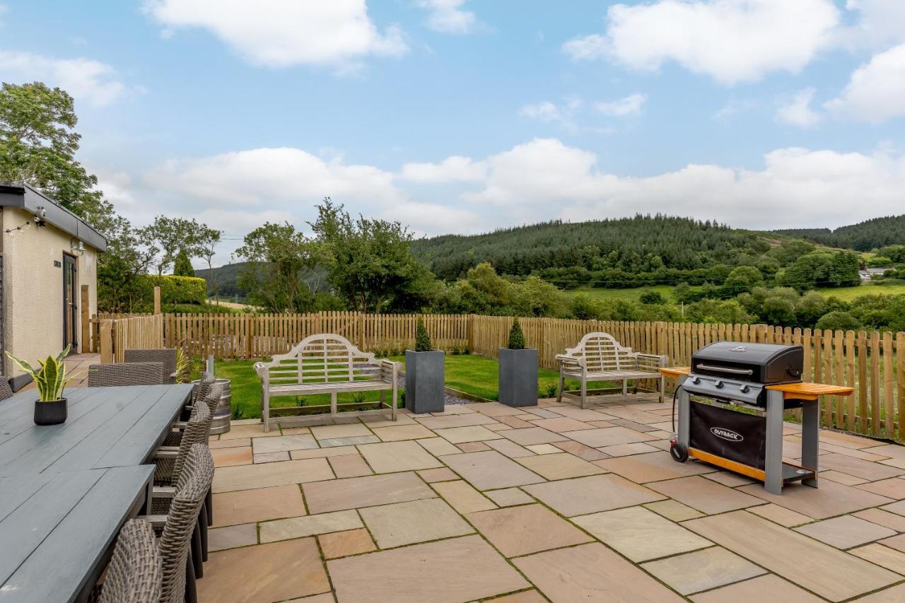 Llandegla The Grousemoor - North Wales Luxury 7 Bedroom Holiday Rental מראה חיצוני תמונה