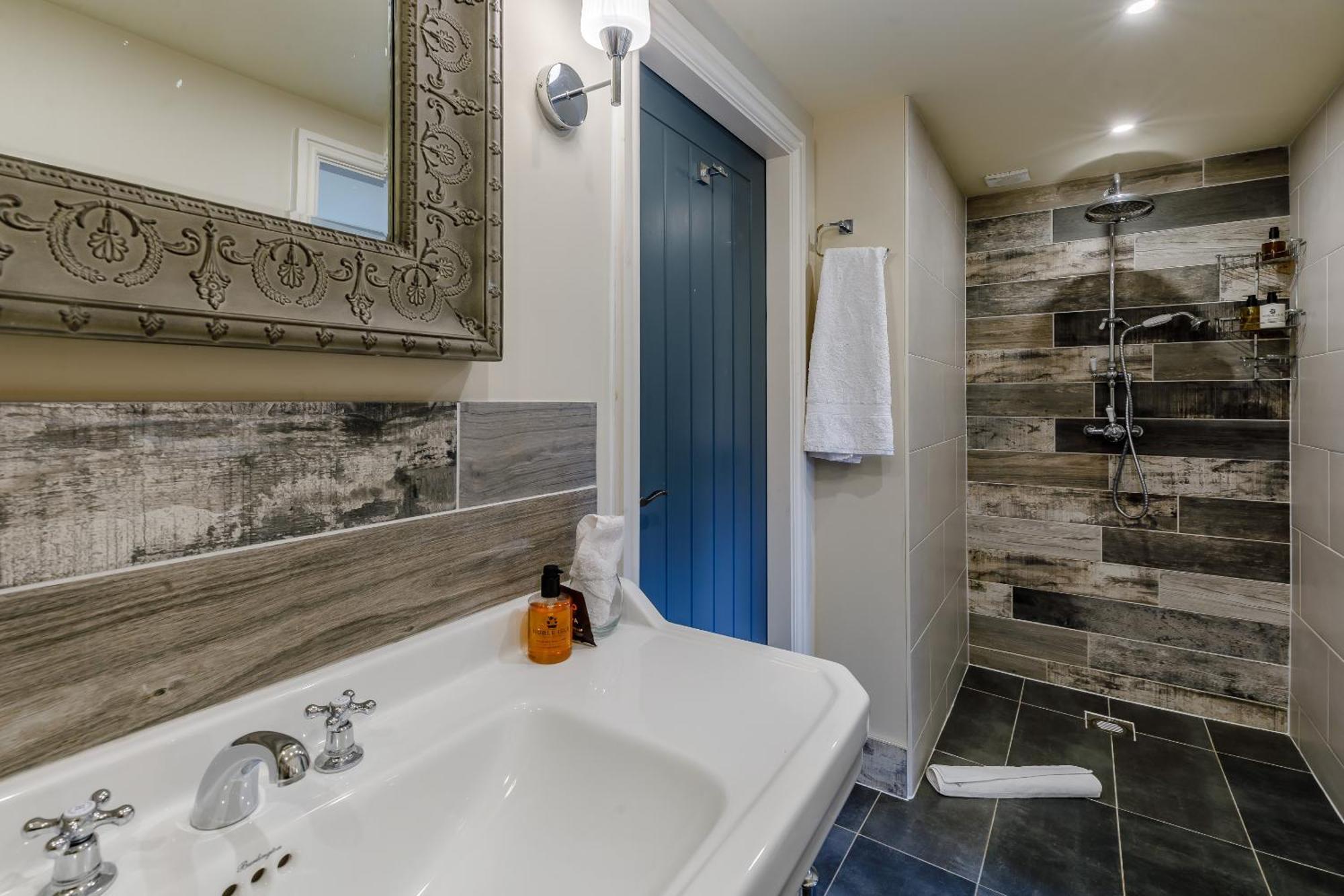 Llandegla The Grousemoor - North Wales Luxury 7 Bedroom Holiday Rental מראה חיצוני תמונה